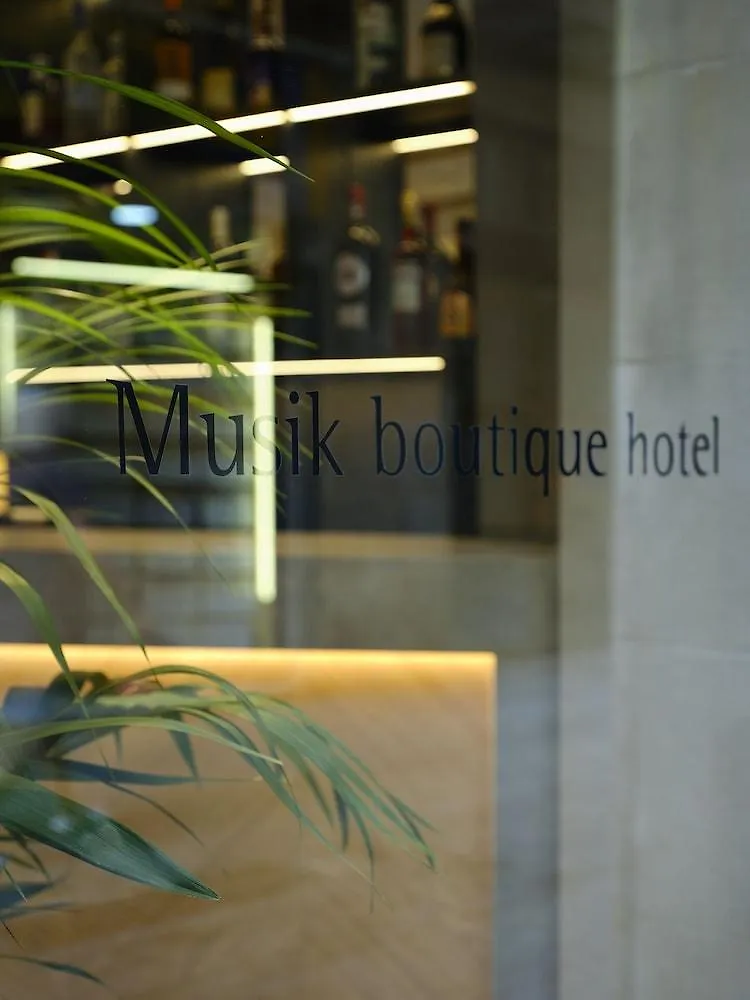 ברצלונה Musik Boutique Hotel